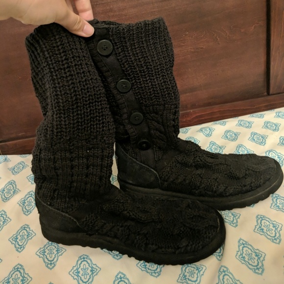 Ugg Sweater Boots - Picture 4 of 6